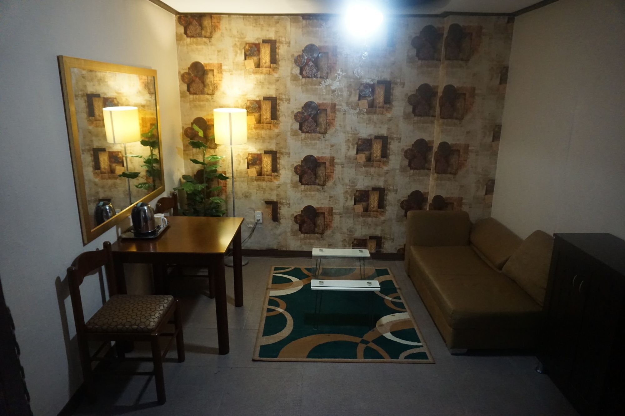 The Shila Philla Hotel Makati City Zewnętrze zdjęcie